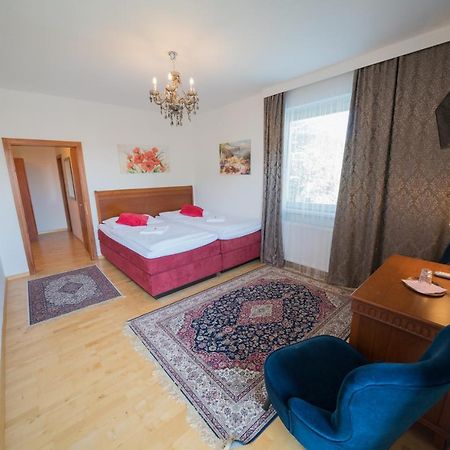 Aurelius Pension Baden Bagian luar foto