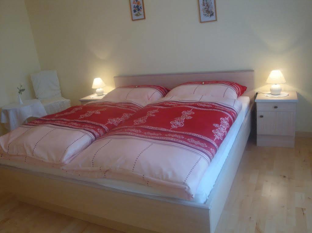 Aurelius Pension Baden Bagian luar foto