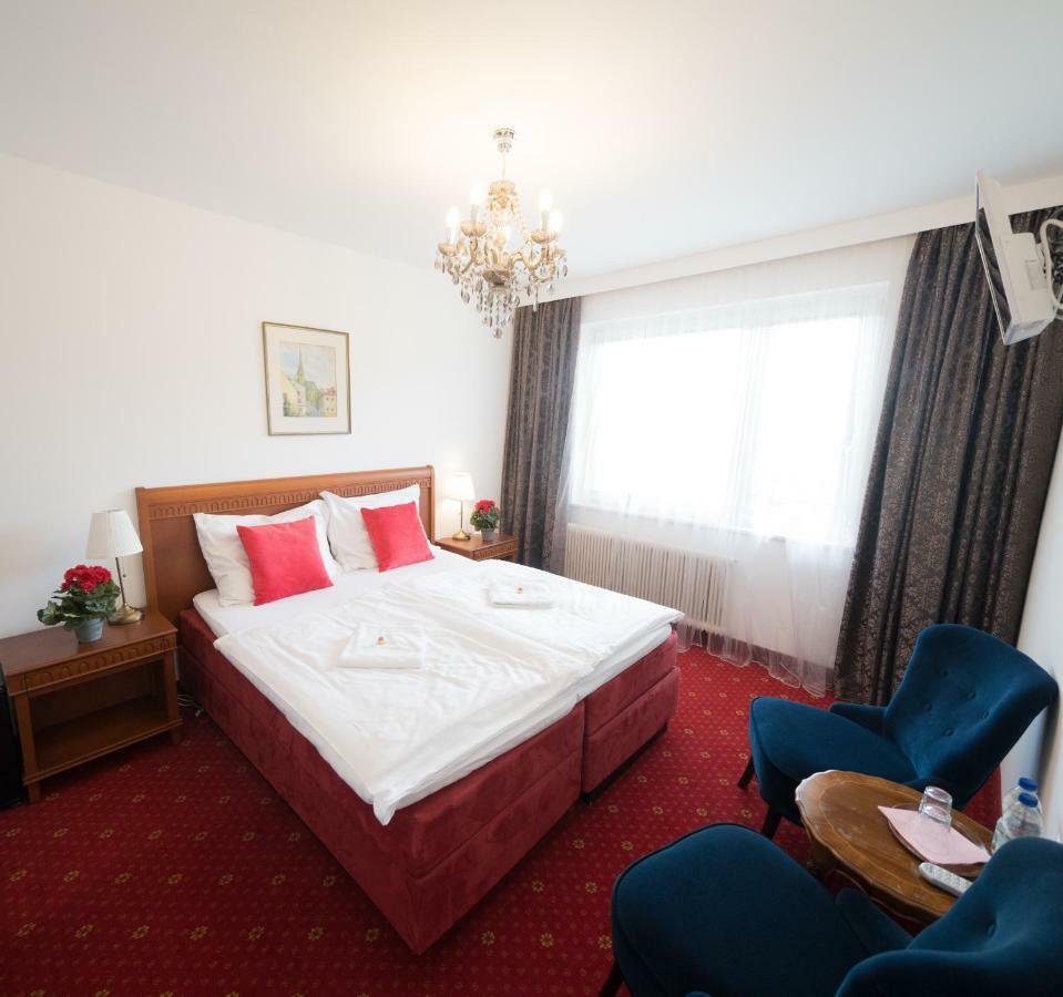 Aurelius Pension Baden Bagian luar foto